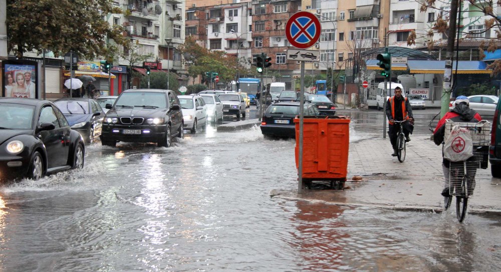 Moti i keq ne te gjithe vendin, si paraqitet situata nga veriu ne jug